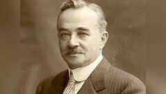 In 1893, Milton Hershey&rsquo;s encounter with a chocolate-making machine at the Chicago World&rsquo;s Fair established the foundation for his chocolate empire