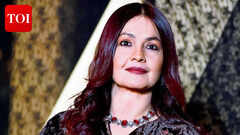 Pooja Bhatt clarifies she was not naked in body paint cover