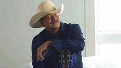 Country star Alan Jackson performs farewell concert