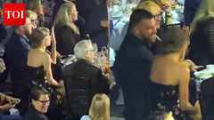Travis joins Taylor at Hall of Fame ceremony - WATCH