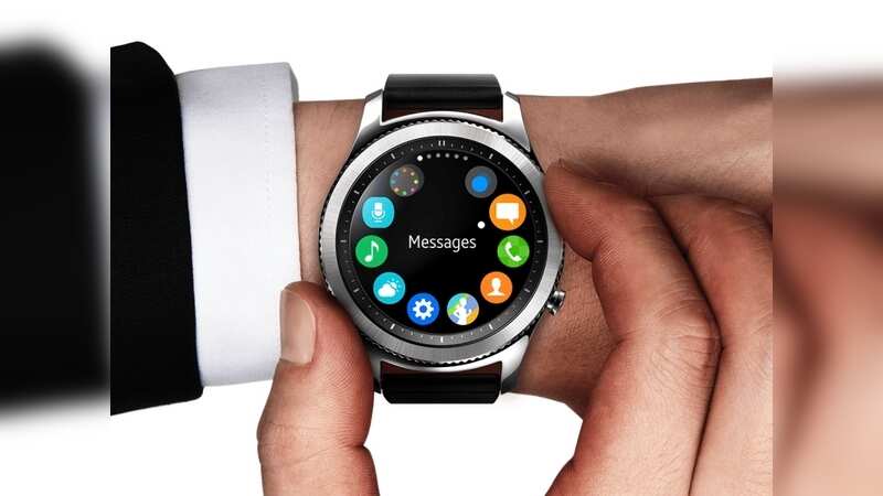 smartwatch with phone features