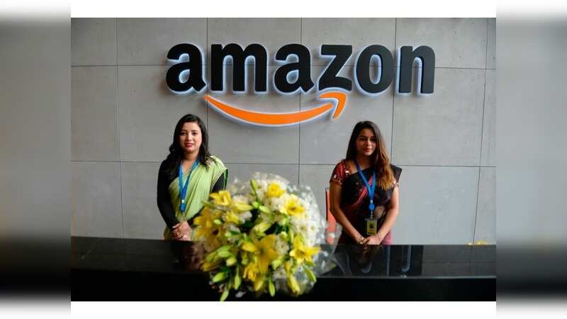 Amazon Opens Its Biggest Office Space In India 300 Trees 49 Elevators 15 000 Work Points And Other Key Details Gadgets Now