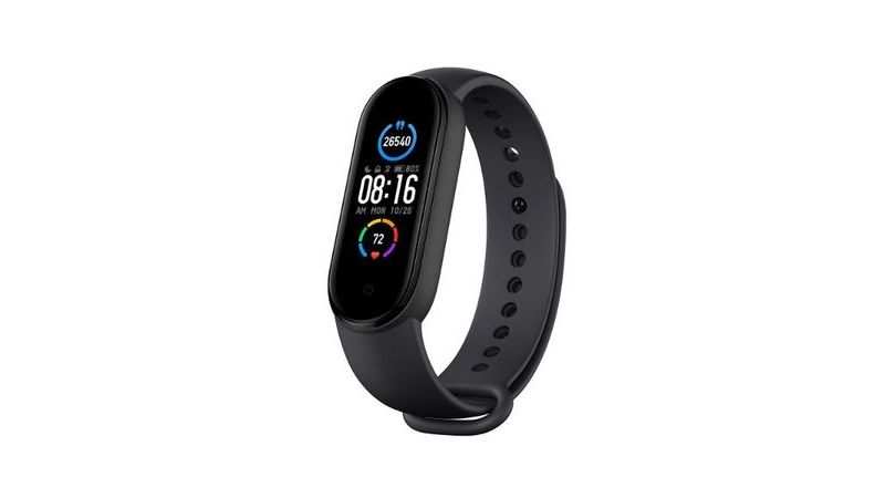 fitness band under 800