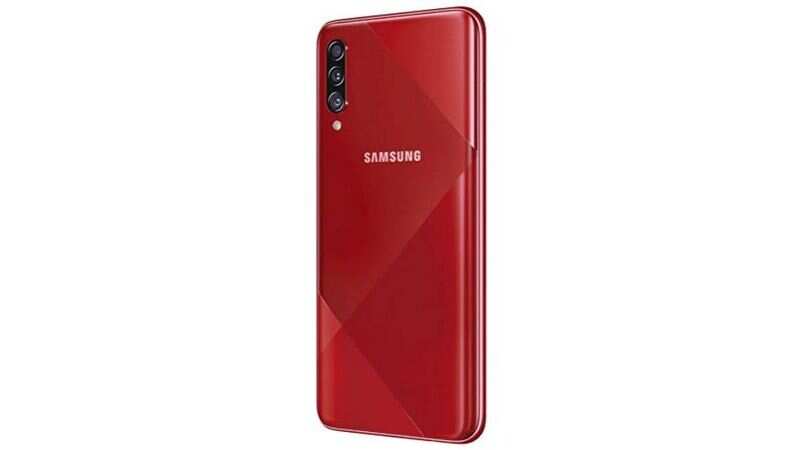 ​Samsung Galaxy A70s: Selling at Rs 17,999 (Discount of Rs 13,001)