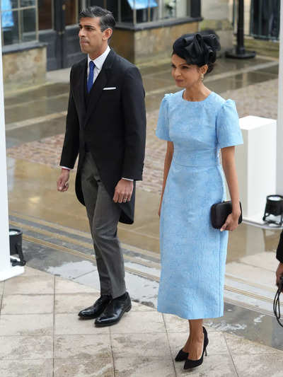 Rishi Sunak's wife and Infosys heiress Akshata Murty stuns in a  'Cinderella' dress at King Charles III's coronation - Times of India