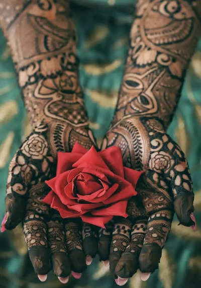 Beautiful Mehndi Designs By @mehendiful . . . #henna #hennafun #hennaart  #hennainspire #hennainspo #hennainspiration #hennainspired #henn... |  Instagram