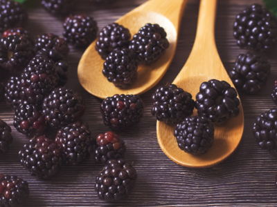 Mora or Blackberry – Health Benefits, Uses and Important Facts -  PotsandPans India
