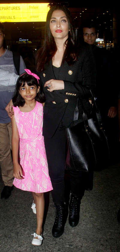 Aishwarya Rai & Daughter Aaradhya Arrive at Cannes!: Photo 2872309