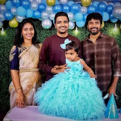 Vishnu Manchu's daughter Ayra turns 1, actor shares family photo from  celebrations - India Today