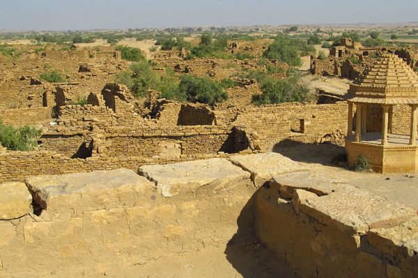 राजस्थान के कुलधरा गाँव की कहानी, जो रातों रात हो गया था खंडर 