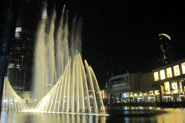 Dubai Dancing Fountain Dubai Times of India Travel