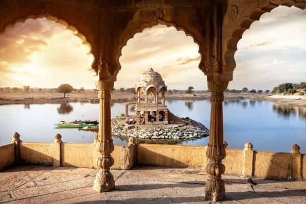 Pre wedding shoot locations | Indian pre wedding photoshoot locations |  Times of India Travel