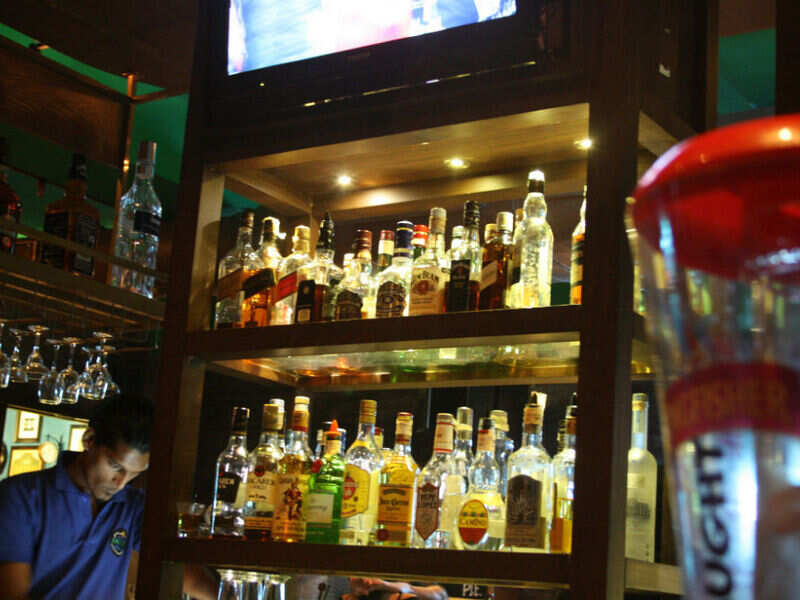 Top Bars In Mumbai Mumbai Bars Times Of India Travel