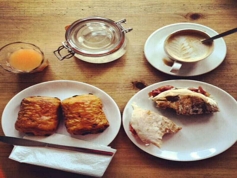 Breakfast at Flurys, Kolkata Get Breakfast at Flurys Restaurant