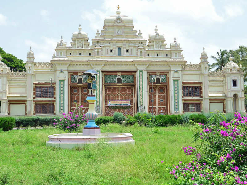 Jaganmohan Palace - Mysore: Get the Detail of Jaganmohan Palace on ...